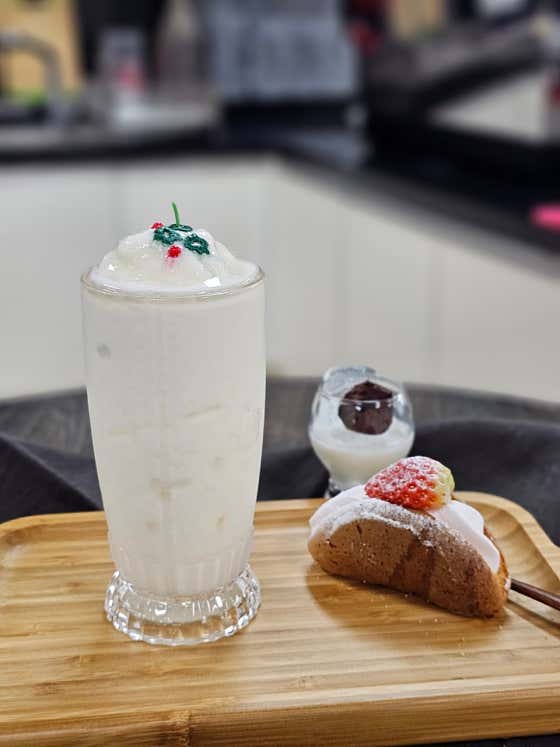 플레인 요거트 스무디 메뉴 사진(네이버)
