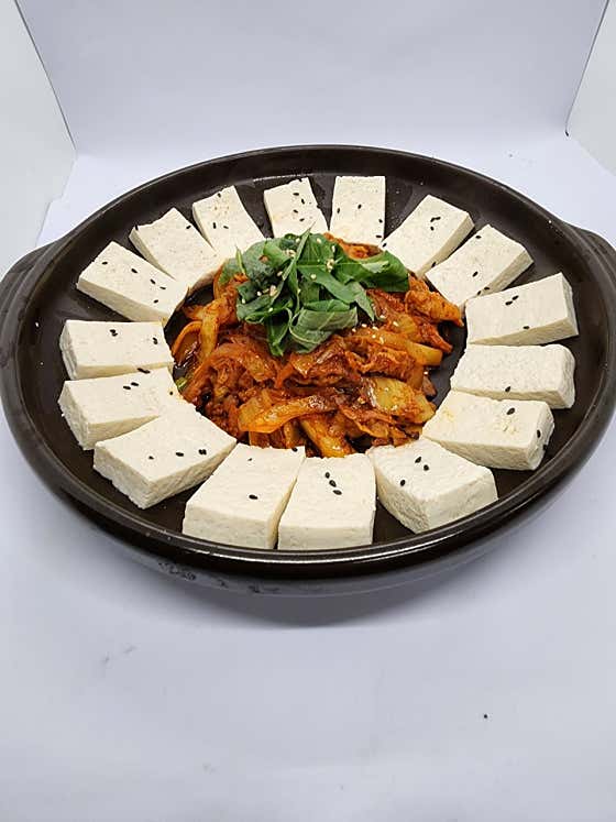 두부+김치삼겹볶음 메뉴 사진(네이버)