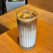 바닐라빈 라떼 메뉴 사진(네이버)