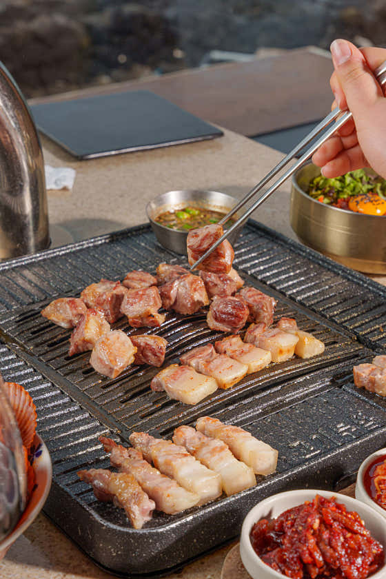 고기부엌협재본점 · 네이버 지도·플레이스 2