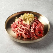 마늘생소갈빗살 주물럭120g 메뉴 사진(네이버)