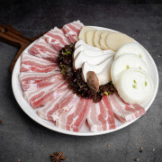 삼겹살(600g) 메뉴 사진(네이버)