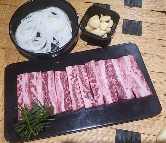 소갈비살 or 양념갈비살 150g 메뉴 사진(네이버)