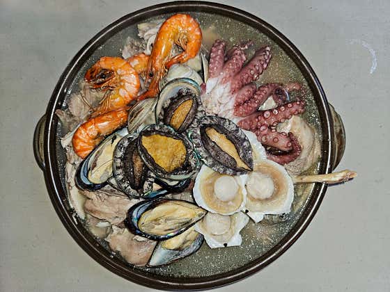 해물토종닭백숙 메뉴 사진(네이버)