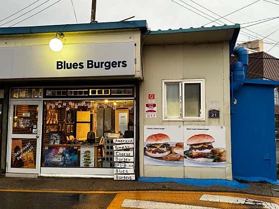 Blues Burgers · 네이버 지도·플레이스 2