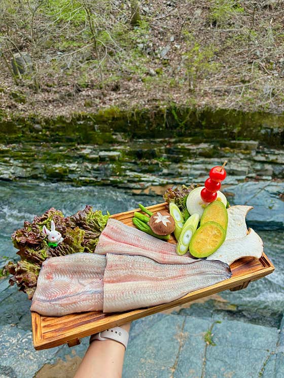 풍천민물장어 (국내산 100%) 2인 메뉴 사진(네이버)
