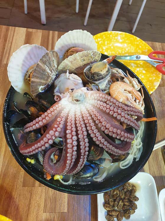 통문어라면 메뉴 사진(네이버)