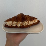 땅콩생크림 크로와상 메뉴 사진(네이버)