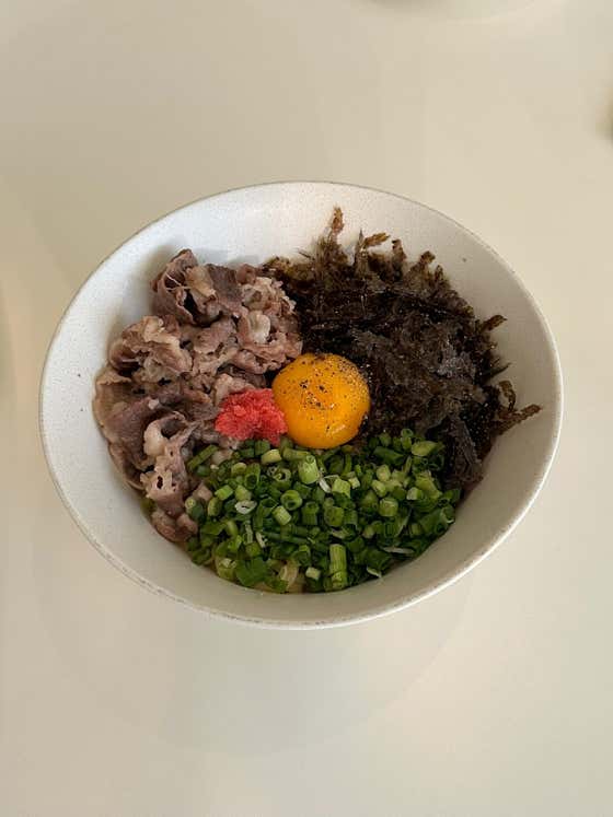 우삼겹들기름누들 메뉴 사진(네이버)