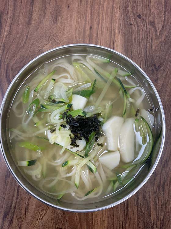 신흥칼국수 · 네이버 지도·플레이스 2