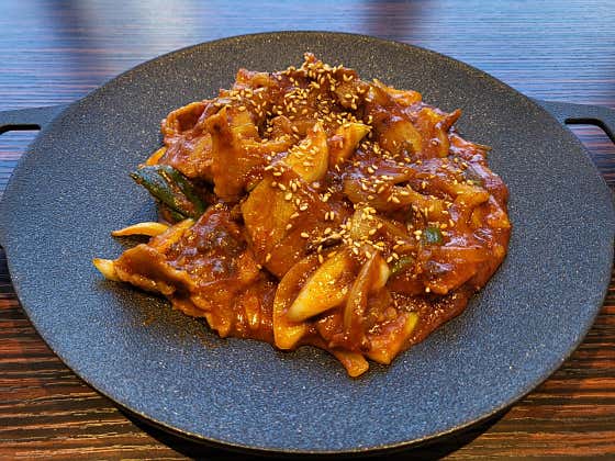 과일 품은 제육볶음(품절) 메뉴 사진(네이버)