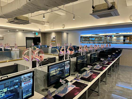 레벨업PC방 방화점