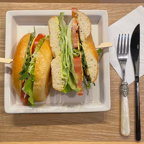 베이글 수제샌드위치 메뉴 사진(네이버)