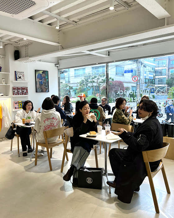 카페 니벨크랙 · 네이버 지도·플레이스 9