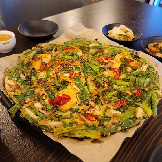 큰새우 해물파전 메뉴 사진(네이버)