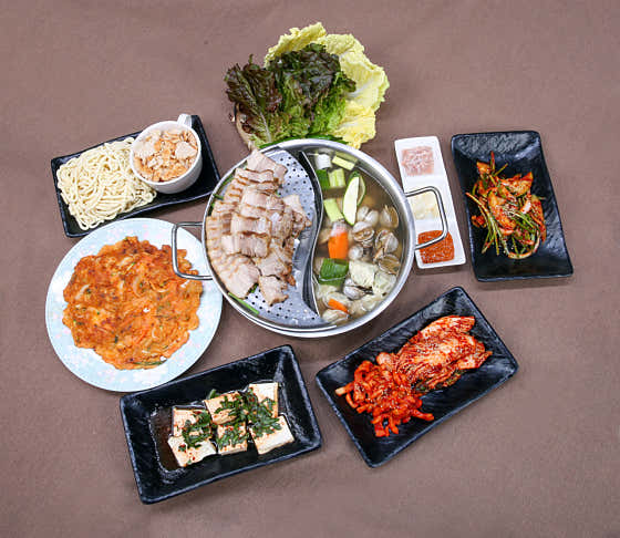 군산칼국수보쌈 · 네이버 지도·플레이스 4