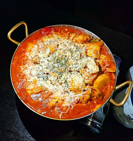 토마토치즈닭볶음탕(순살) 메뉴 사진(네이버)