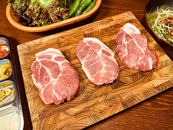 그릴841 숯불 목살 (100g) 메뉴 사진(네이버)