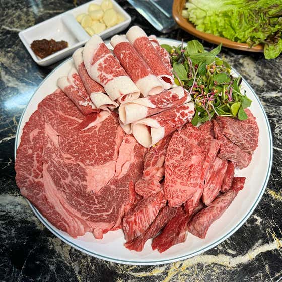 한우 모듬 (200g) 메뉴 사진(네이버)