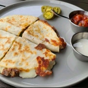 타코(케사디아) 4pcs 메뉴 사진(네이버)