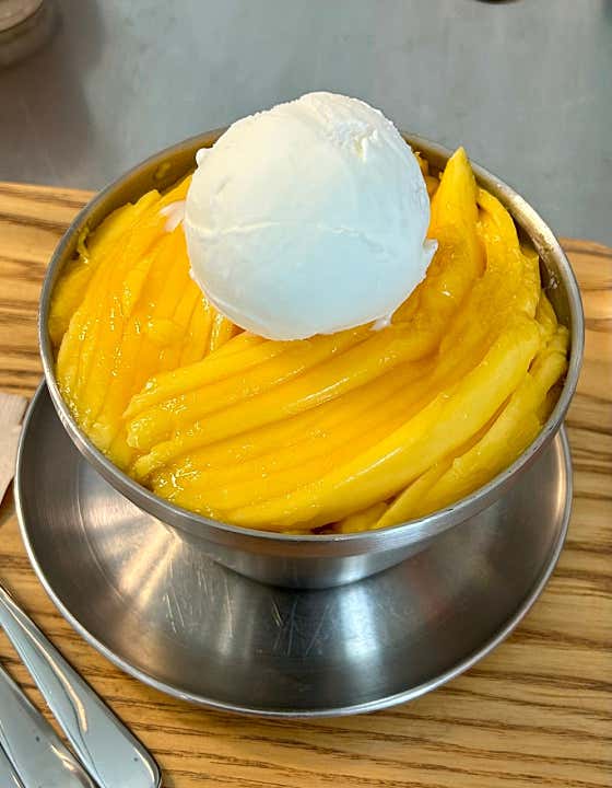 망고빙수(시즌종료) 메뉴 사진(네이버)