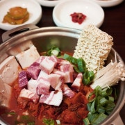 (점심) 제주 흑돼지 김치찌개 메뉴 사진(네이버)