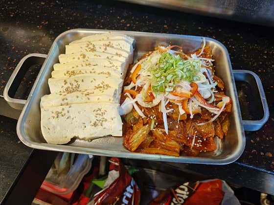 삼겹두부김치 메뉴 사진(네이버)