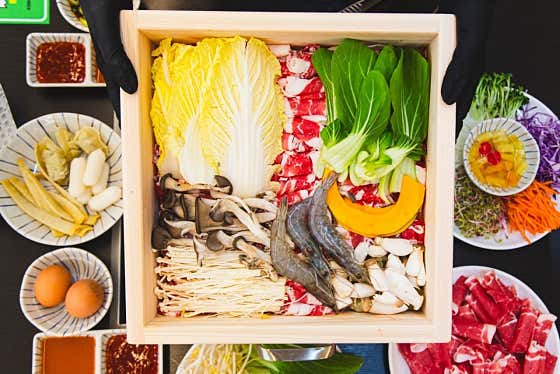 A세트 저녁(해물육수&매운해물육수) 메뉴 사진(네이버)