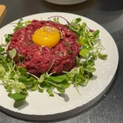 육회 메뉴 사진(네이버)