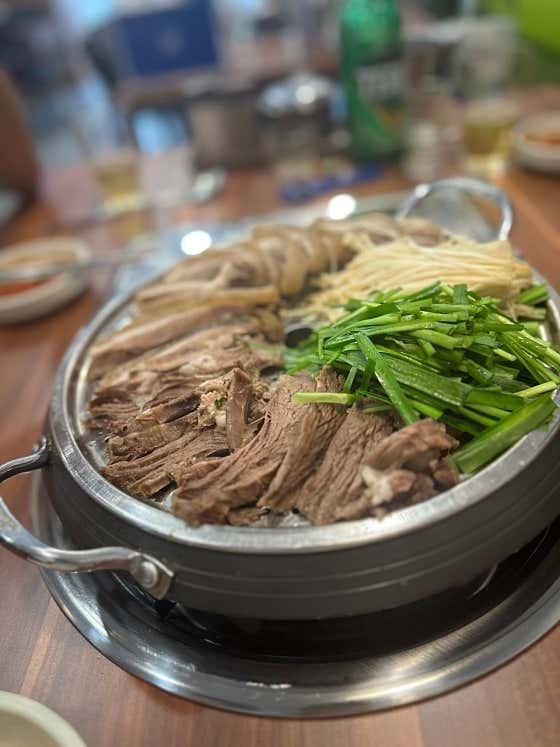 흑염소 수육 메뉴 사진(네이버)