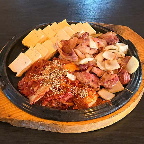 두부김치 메뉴 사진(네이버)