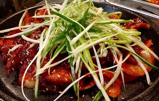 파돈 두루치기 (200G) 메뉴 사진(네이버)