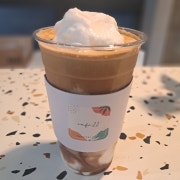 코코넛라떼 쉐이크 메뉴 사진(네이버)