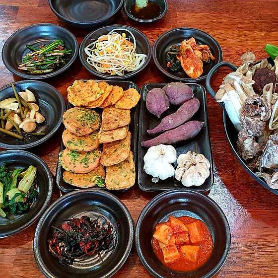 가마솥 보양식 전복 삼계탕 메뉴 사진(네이버)