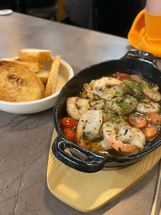 감바스 알 아히요 메뉴 사진(네이버)