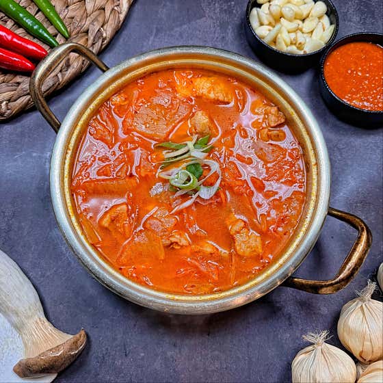 돼지김치찌개 메뉴 사진(네이버)