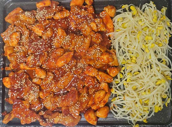 고추장버섯생삼겹살 메뉴 사진(네이버)