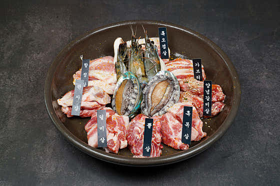 멜조림흑돼지패밀리세트 大 (900g) 메뉴 사진(네이버)
