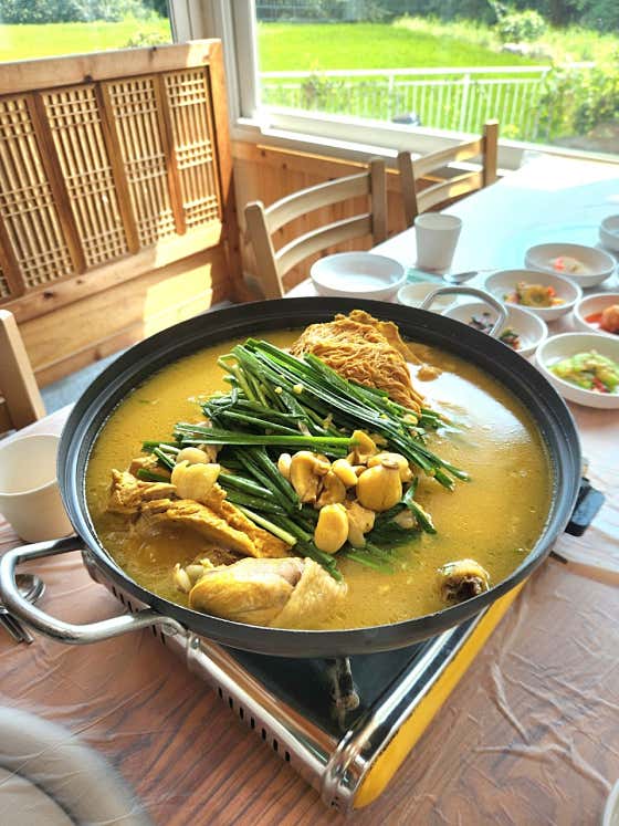 동충하초백숙 메뉴 사진(네이버)