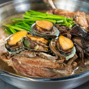 능이 전복 오리백숙 메뉴 사진(네이버)