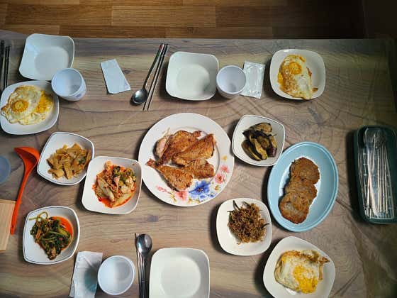엄마집 정식 메뉴 사진(네이버)