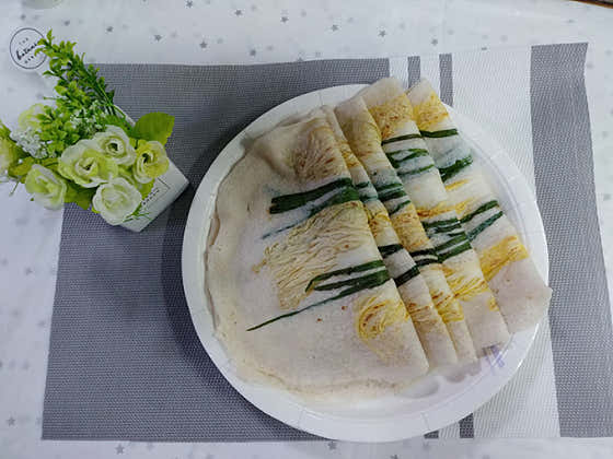 메밀부침 4장 메뉴 사진(네이버)