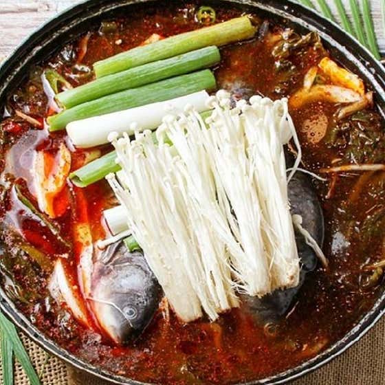 시래기참붕어찜+돌솥밥 메뉴 사진(네이버)