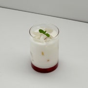 딸기라떼(ICE) 메뉴 사진(네이버)