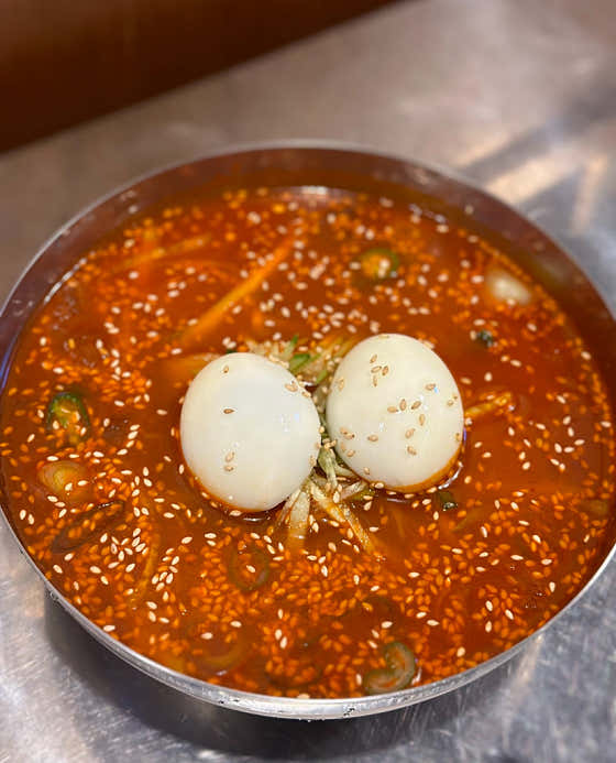 매운 물냉면 메뉴 사진(네이버)