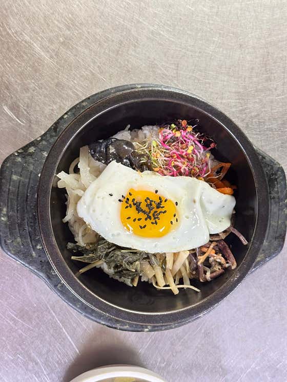 돌솥비빔밥 메뉴 사진(네이버)