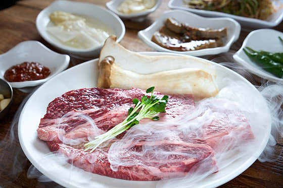 한우꽃등심 메뉴 사진(네이버)