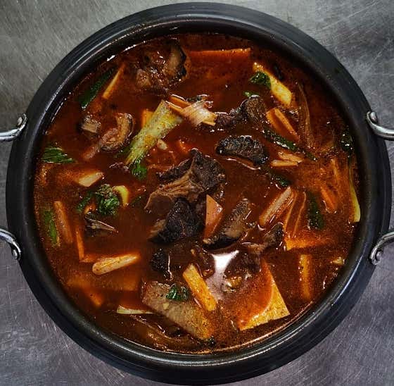 능이버섯전골 메뉴 사진(네이버)