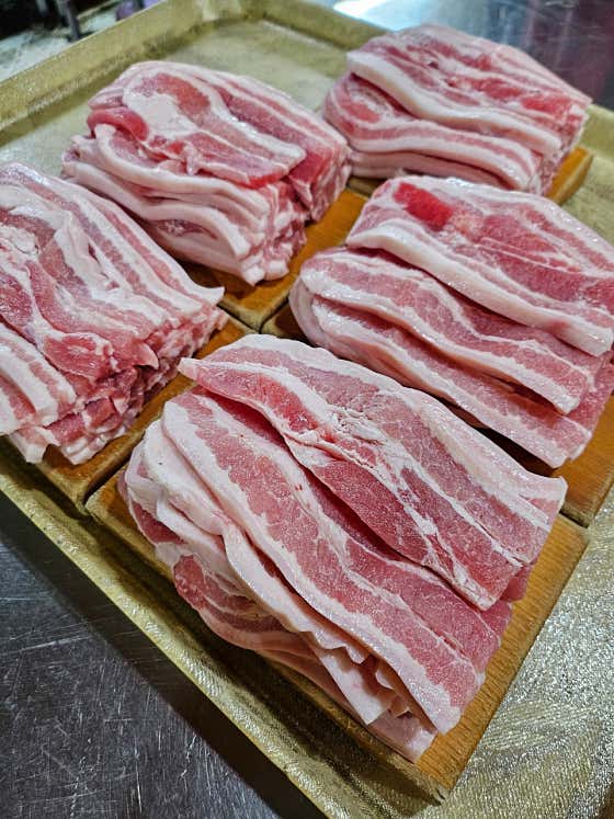 삼겹살(100g) 메뉴 사진(네이버)