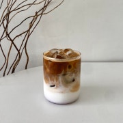 라벤더 카페라떼 메뉴 사진(네이버)